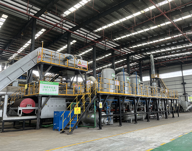 廢線路板連續無氧熱解回收成套裝備 廢線路板連續無氧熱解回收成套裝備