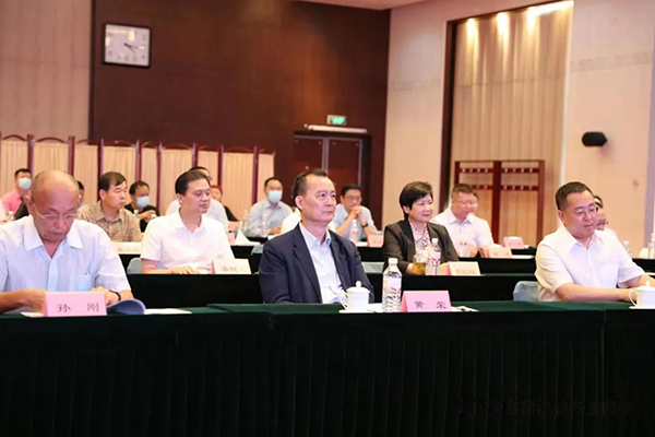 頂立科技董事長戴煜當選全聯科技裝備業(yè)商會常務會長 (2).jpg 頂立科技董事長戴煜當選全聯科技裝備業(yè)商會常務會長 (2).jpg