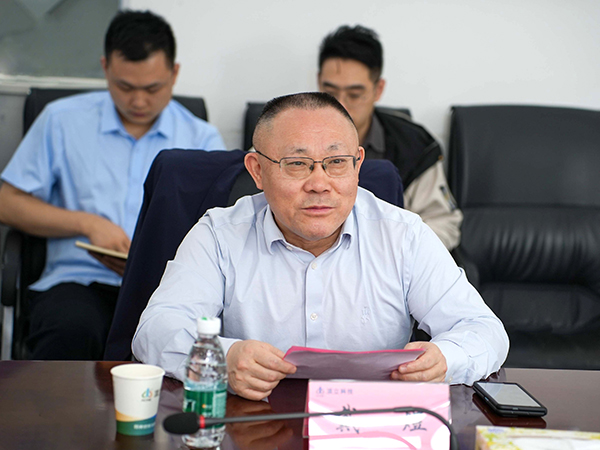 重點研發計劃項目——“國產大飛機起落架先進熱處理技術及關鍵裝備研制”啟動會順利召開 (3).jpg 重點研發計劃項目——“國產大飛機起落架先進熱處理技術及關鍵裝備研制”啟動會順利召開 (3).jpg